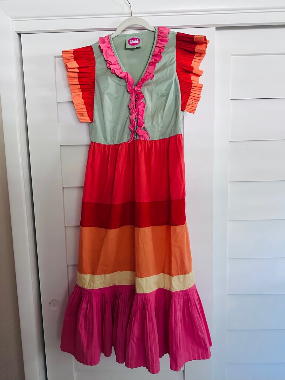 Celia B Casual Dress
NO BELT 
• Orange
• Striped
• Short Sleeve 
Size L